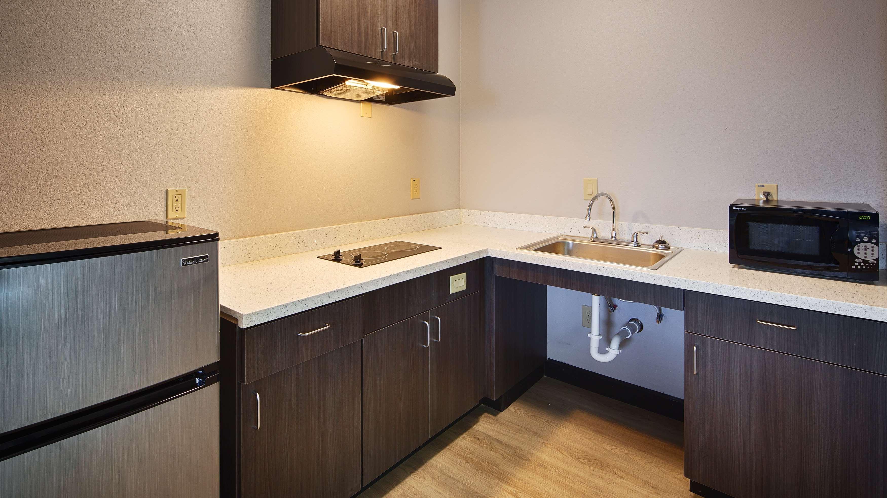 Best Western Los Alamitos Inn & Suites Экстерьер фото