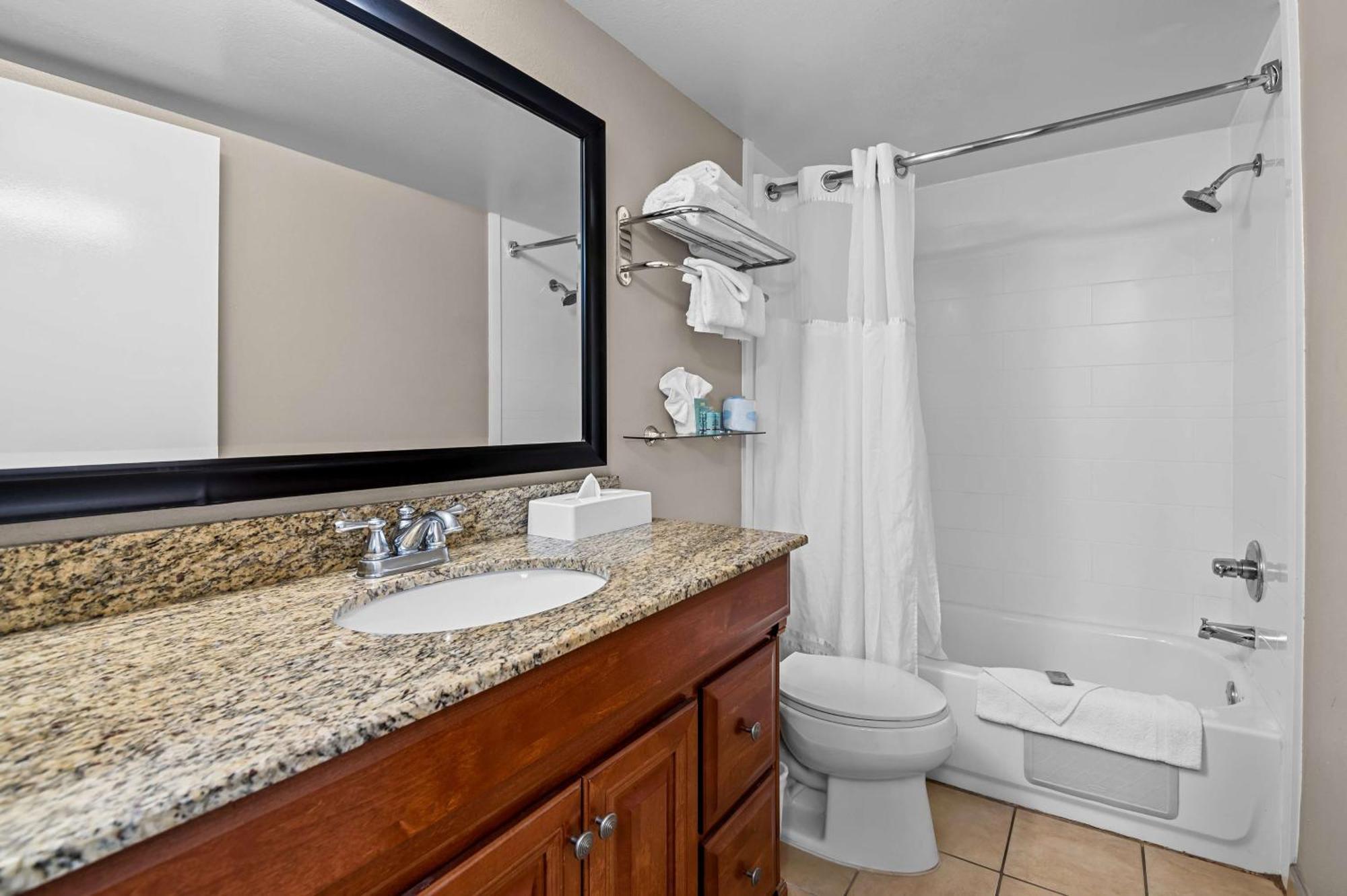 Best Western Los Alamitos Inn & Suites Экстерьер фото
