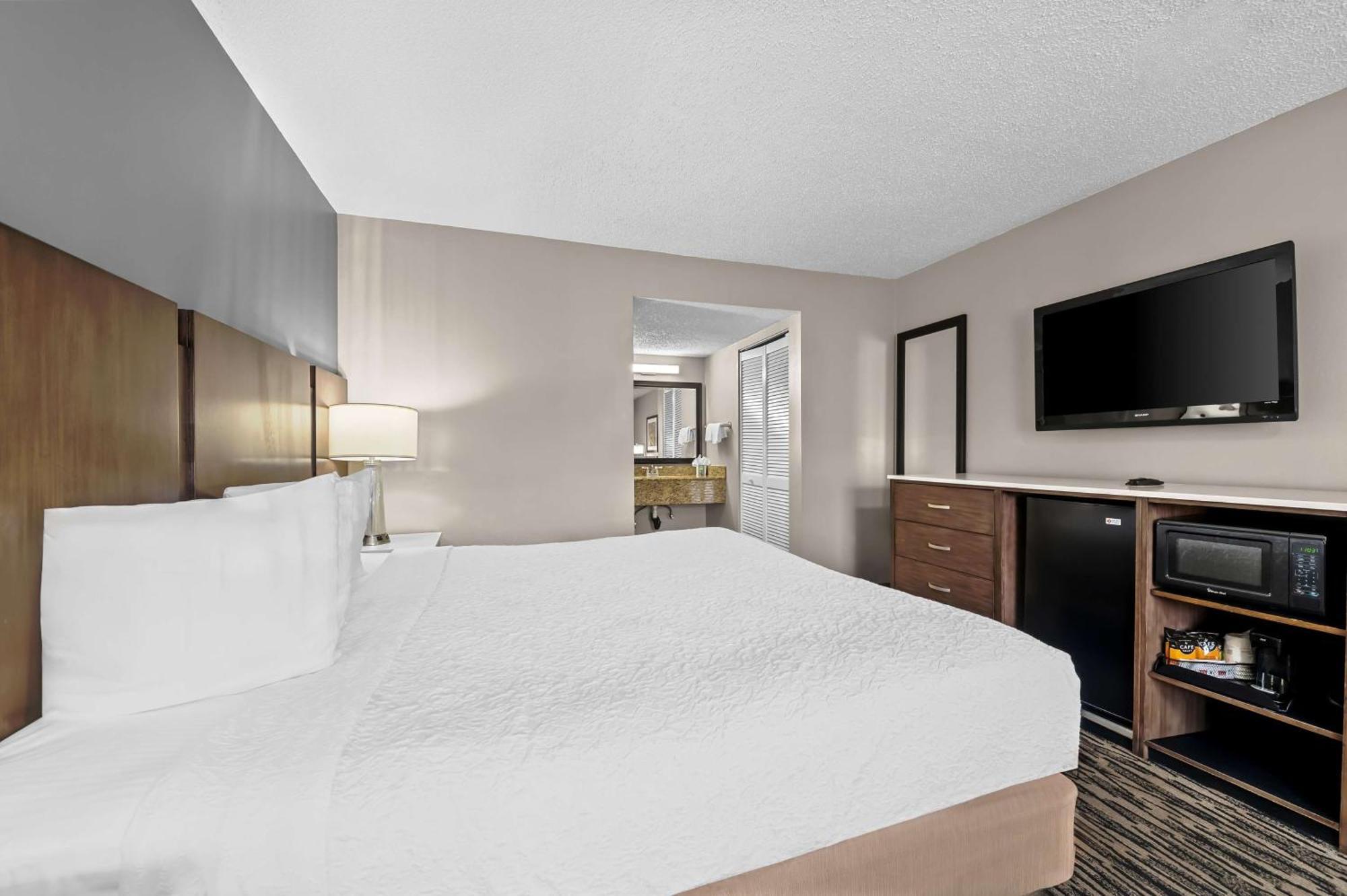 Best Western Los Alamitos Inn & Suites Экстерьер фото