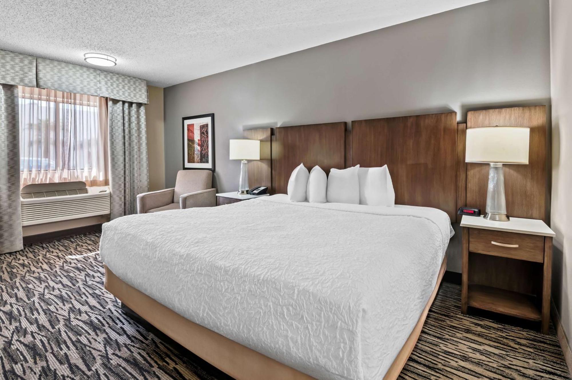 Best Western Los Alamitos Inn & Suites Экстерьер фото