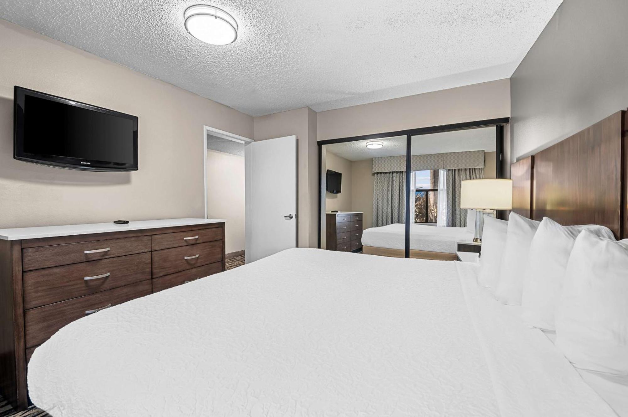 Best Western Los Alamitos Inn & Suites Экстерьер фото
