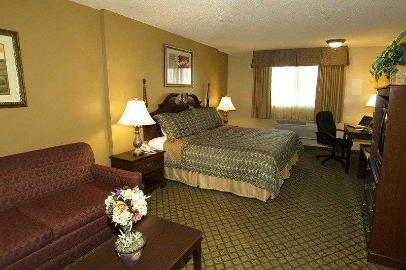 Best Western Los Alamitos Inn & Suites Экстерьер фото