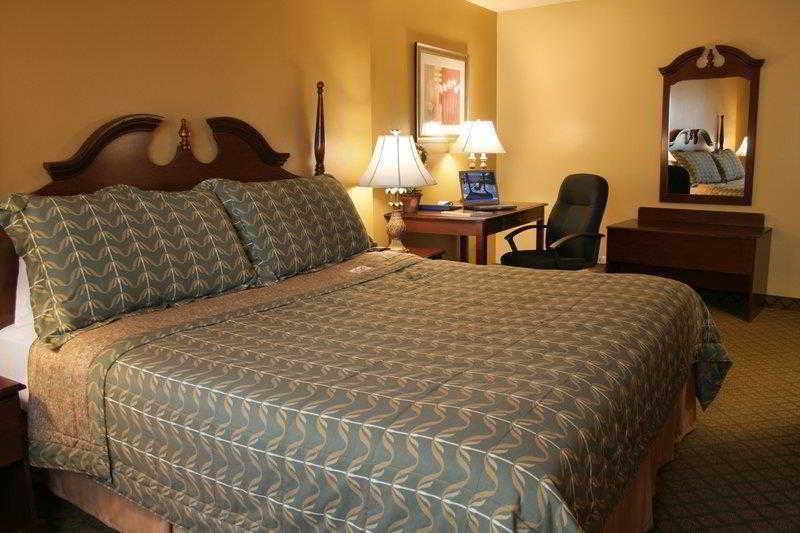 Best Western Los Alamitos Inn & Suites Экстерьер фото